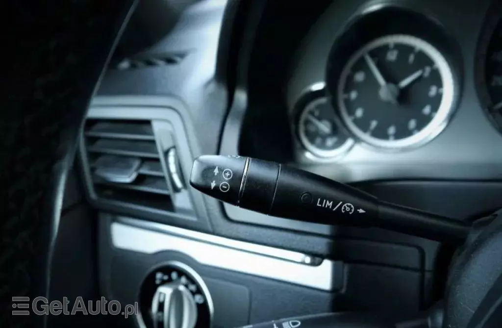 MERCEDES-BENZ Klasa E 