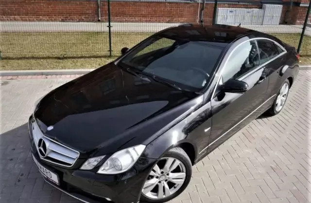 MERCEDES-BENZ Klasa E 