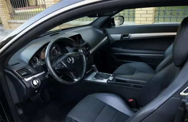 MERCEDES-BENZ Klasa E 