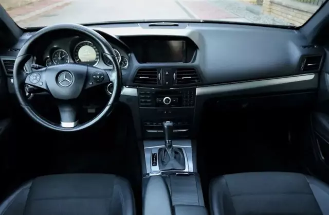 MERCEDES-BENZ Klasa E 