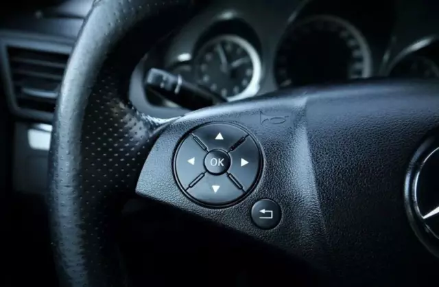 MERCEDES-BENZ Klasa E 