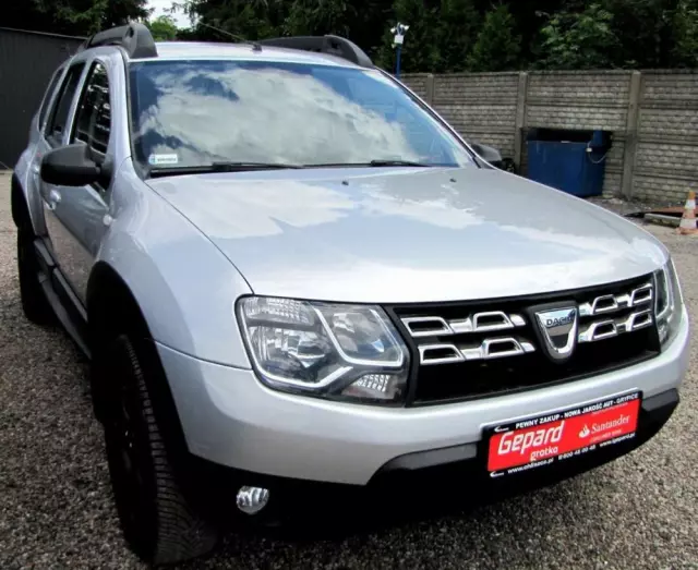 DACIA Duster 1.6 SCe Laureate 4x4 S&S