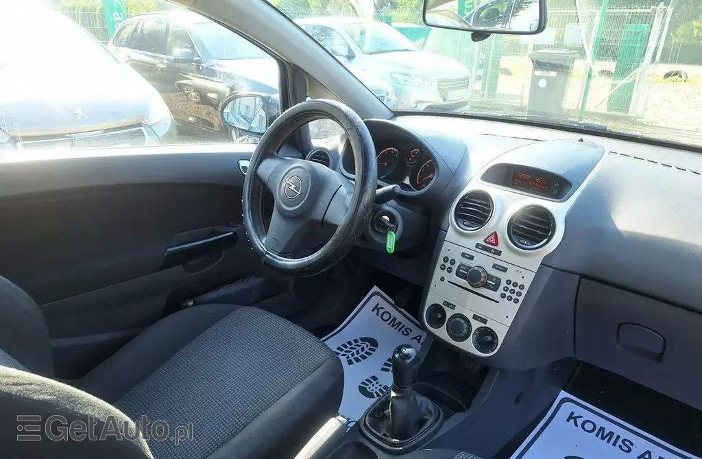 OPEL Corsa 
