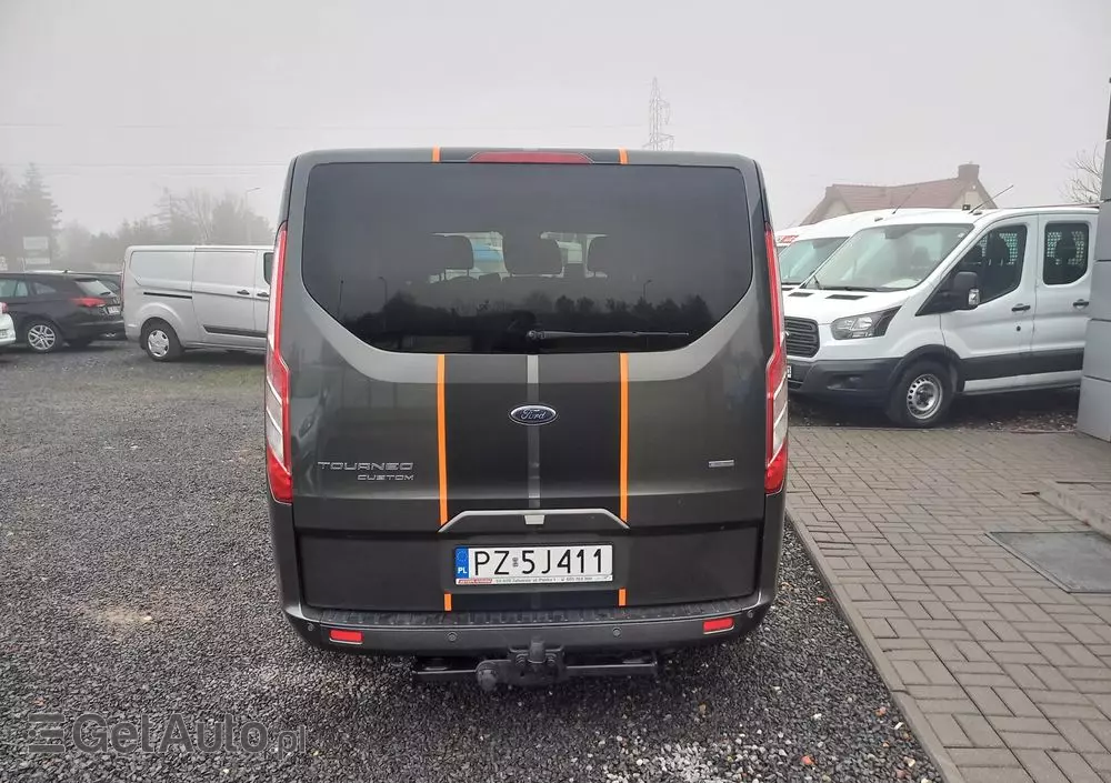 FORD Tourneo Custom 2.0 TDCi L2 Titanium