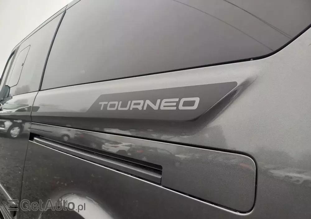 FORD Tourneo Custom 2.0 TDCi L2 Titanium