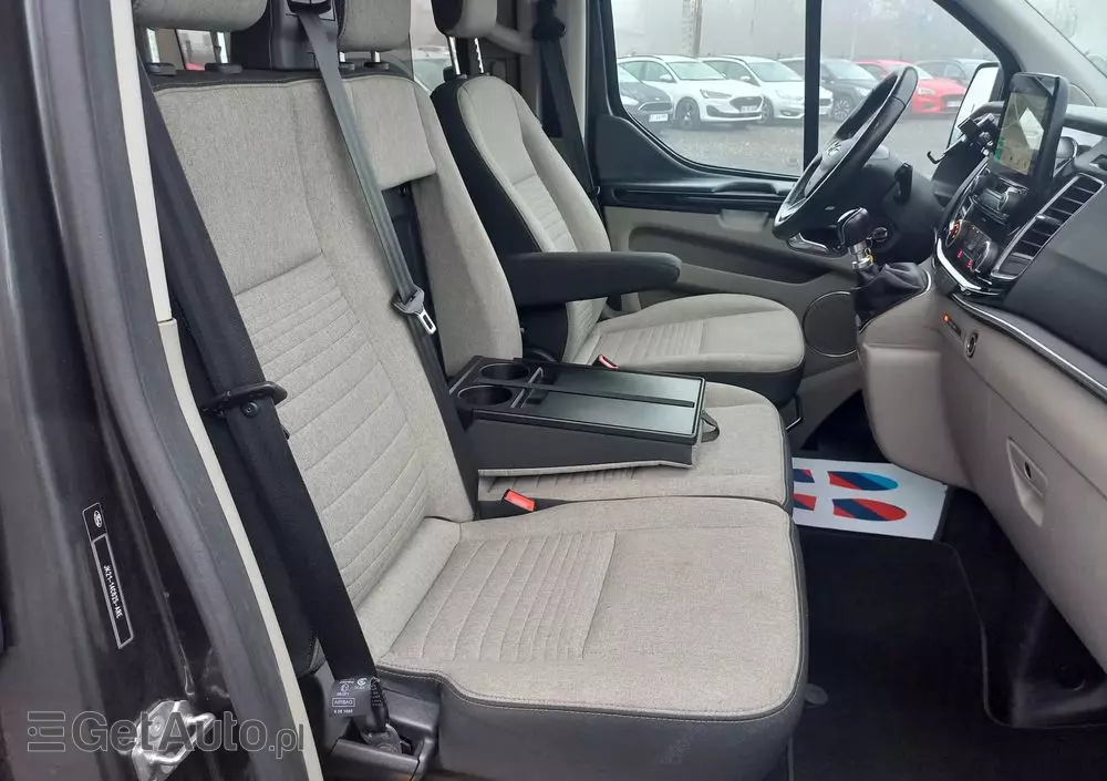 FORD Tourneo Custom 2.0 TDCi L2 Titanium