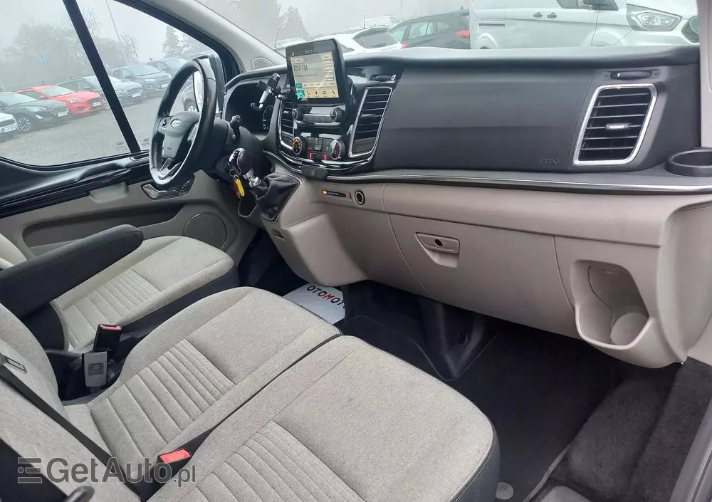 FORD Tourneo Custom 2.0 TDCi L2 Titanium
