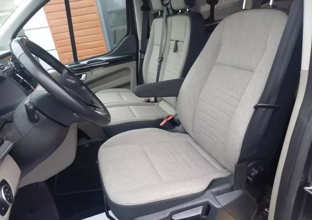 FORD Tourneo Custom 2.0 TDCi L2 Titanium