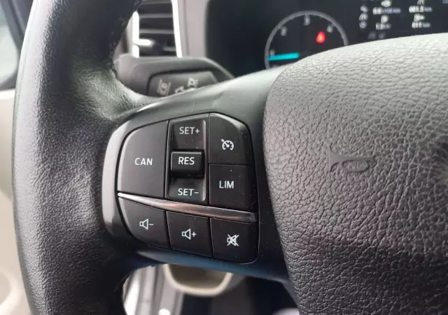 FORD Tourneo Custom 2.0 TDCi L2 Titanium