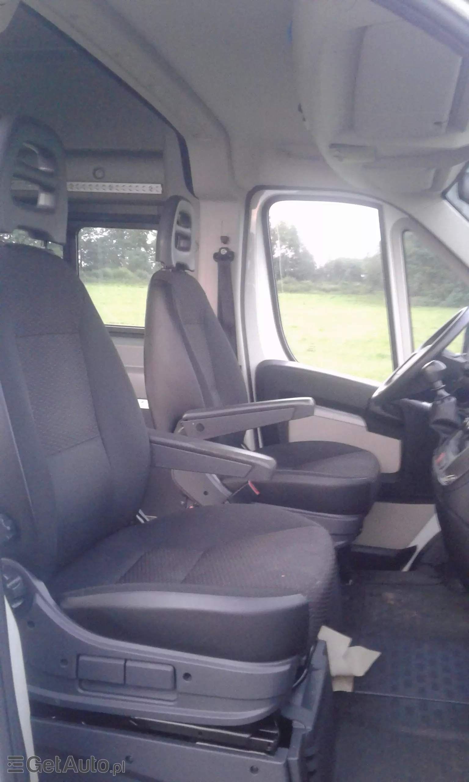 PEUGEOT Boxer 335 L3H2 przeszklony