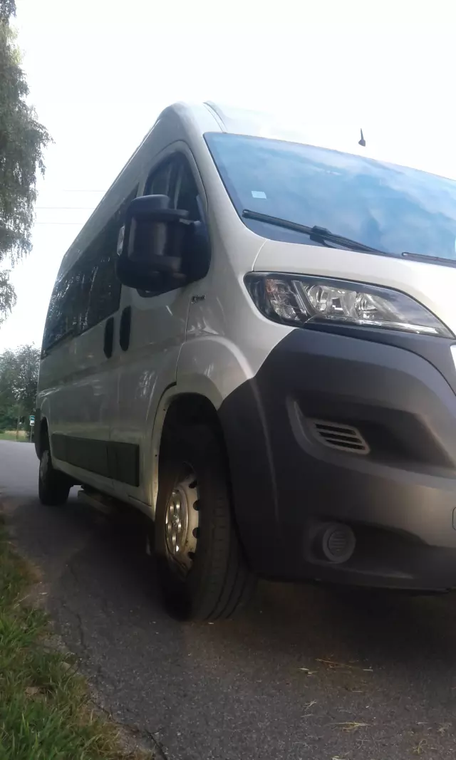 PEUGEOT Boxer 335 L3H2 przeszklony