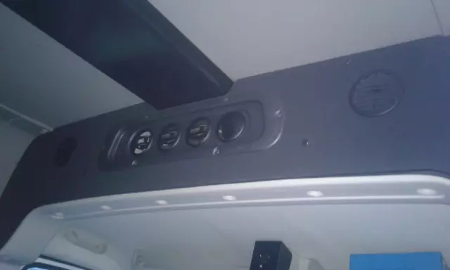 PEUGEOT Boxer 335 L3H2 przeszklony