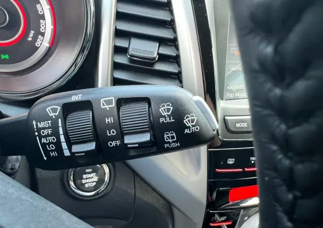 SSANGYONG/KGM Tivoli 1.6 Crystal