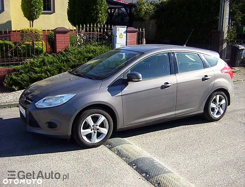 FORD Focus Titanium