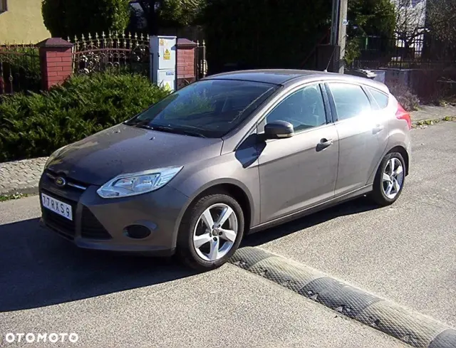 FORD Focus Titanium