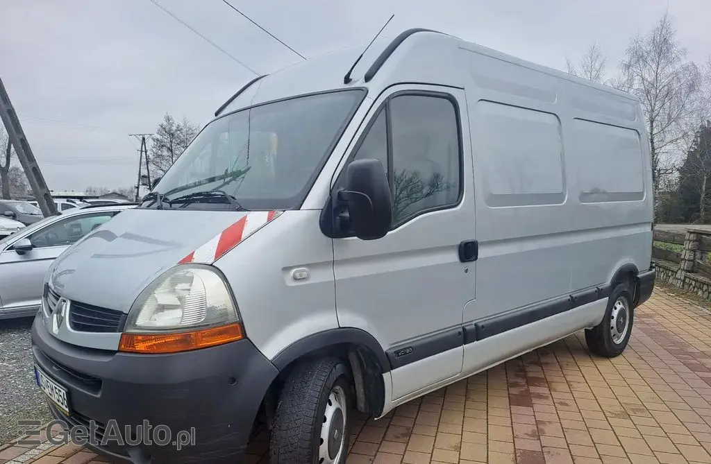 RENAULT Master 