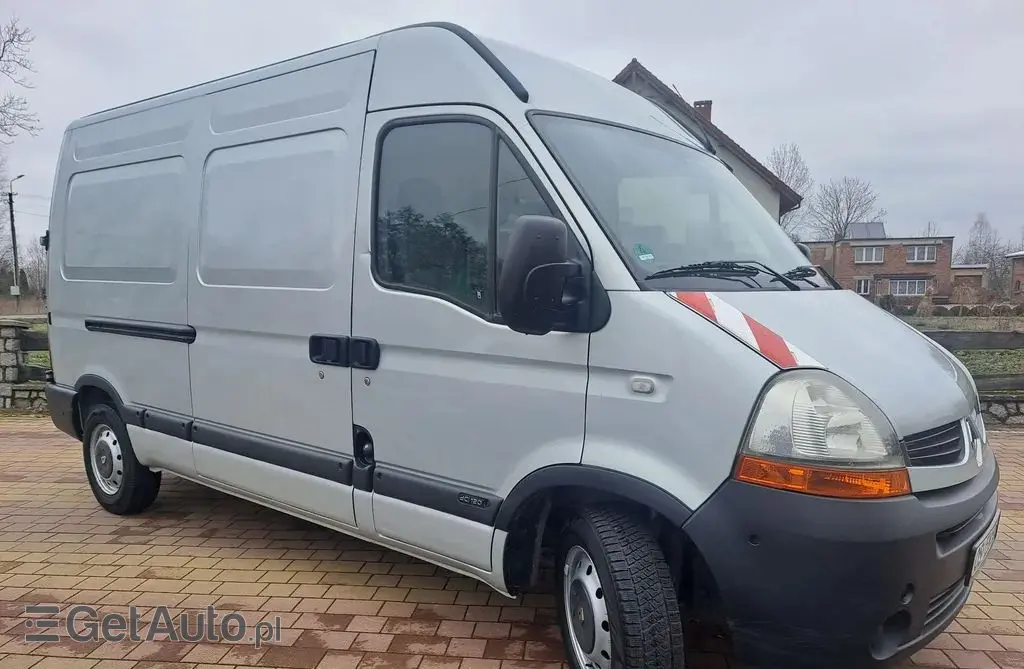 RENAULT Master 