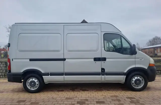 RENAULT Master 