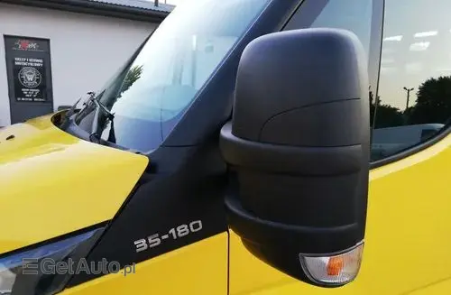 IVECO 35 Daily 