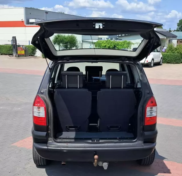 OPEL Zafira 1.8 16V Elegance