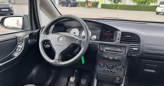 OPEL Zafira 1.8 16V Elegance