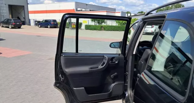 OPEL Zafira 1.8 16V Elegance