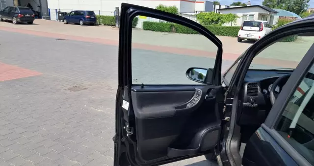 OPEL Zafira 1.8 16V Elegance