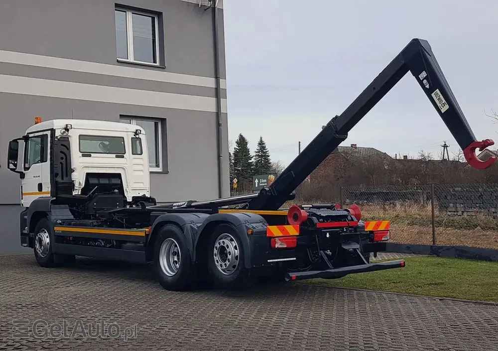 MAN TGS 26.420 E6 HAKOWIEC HS20 6x2 3-OSIE 