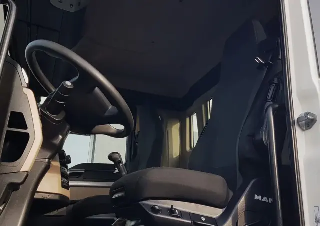 MAN TGS 26.420 E6 HAKOWIEC HS20 6x2 3-OSIE 