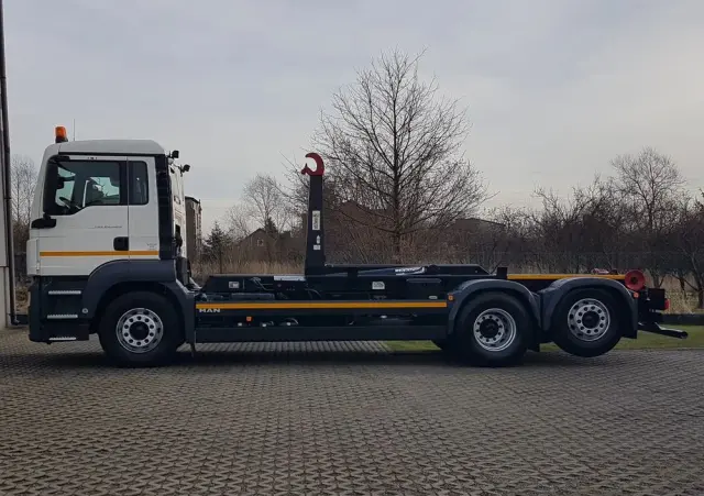 MAN TGS 26.420 E6 HAKOWIEC HS20 6x2 3-OSIE 