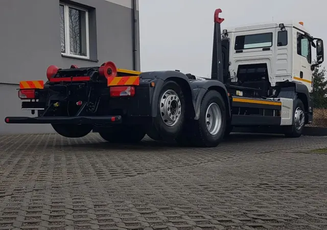 MAN TGS 26.420 E6 HAKOWIEC HS20 6x2 3-OSIE 