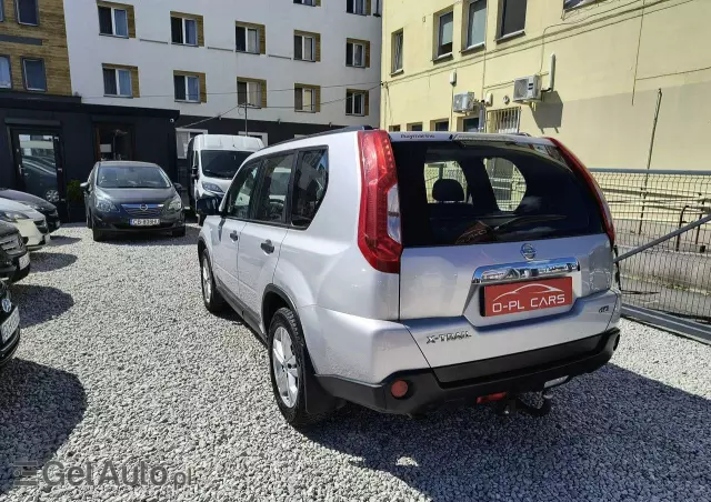 NISSAN X-Trail 