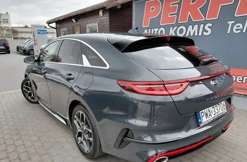 KIA Proceed 