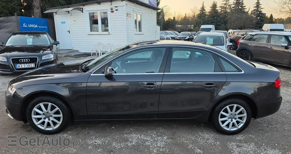 AUDI A4 Limousine 