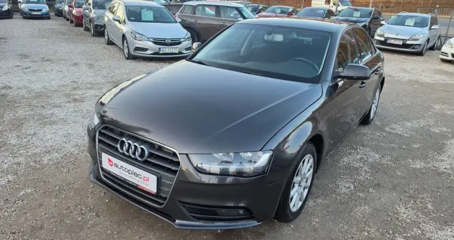 AUDI A4 Limousine 
