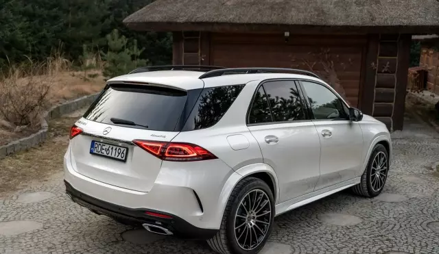 MERCEDES-BENZ GLE 