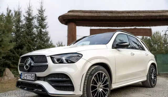 MERCEDES-BENZ GLE 