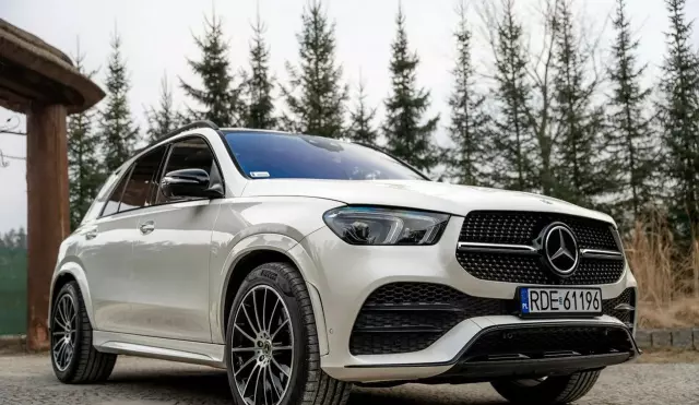 MERCEDES-BENZ GLE 