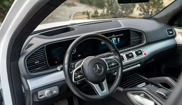 MERCEDES-BENZ GLE 