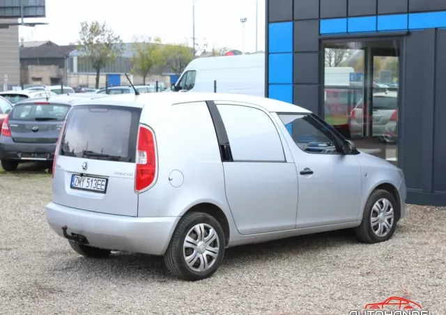 ŠKODA Praktik 