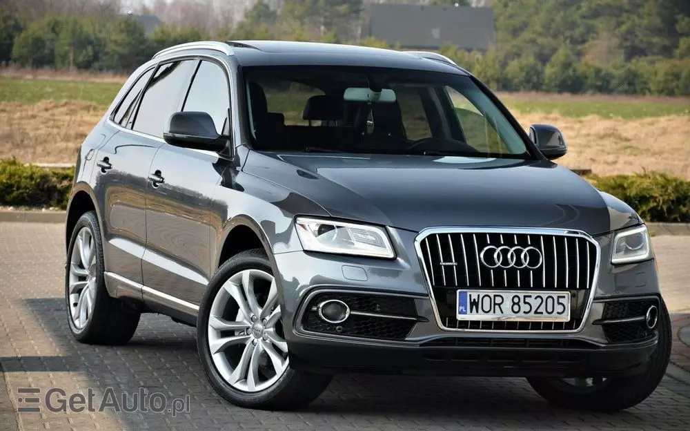 AUDI Q5 