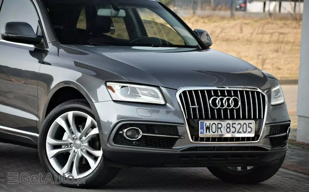 AUDI Q5 