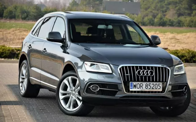 AUDI Q5 