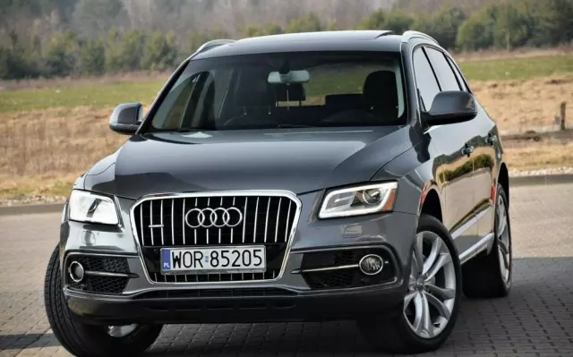 AUDI Q5 