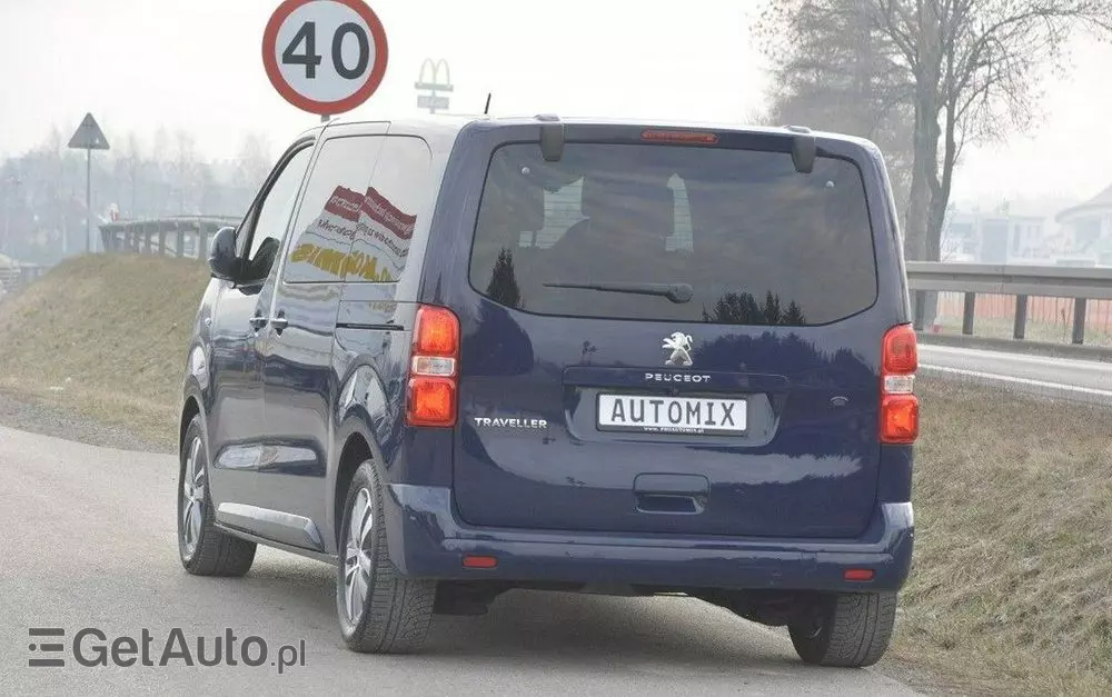 PEUGEOT Traveller 