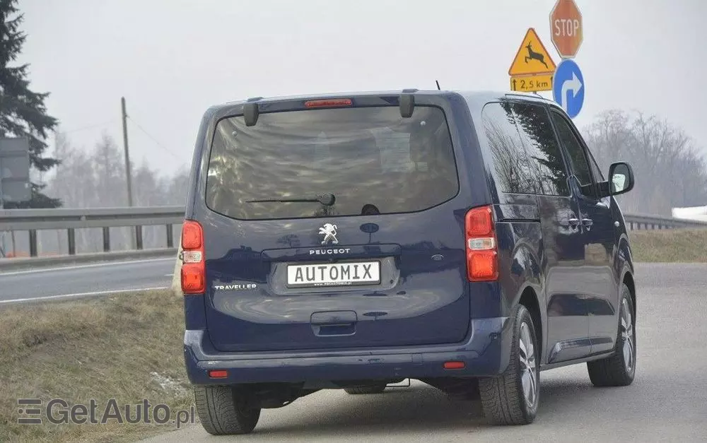 PEUGEOT Traveller 