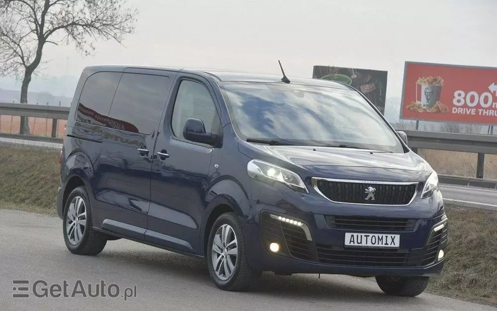 PEUGEOT Traveller 