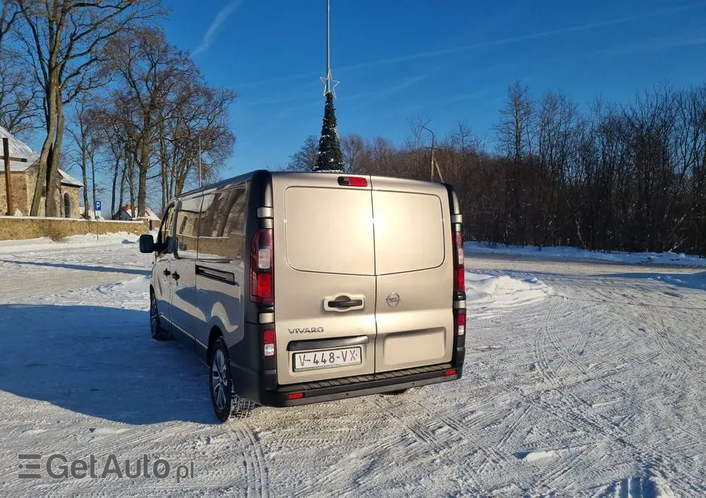 OPEL Vivaro 