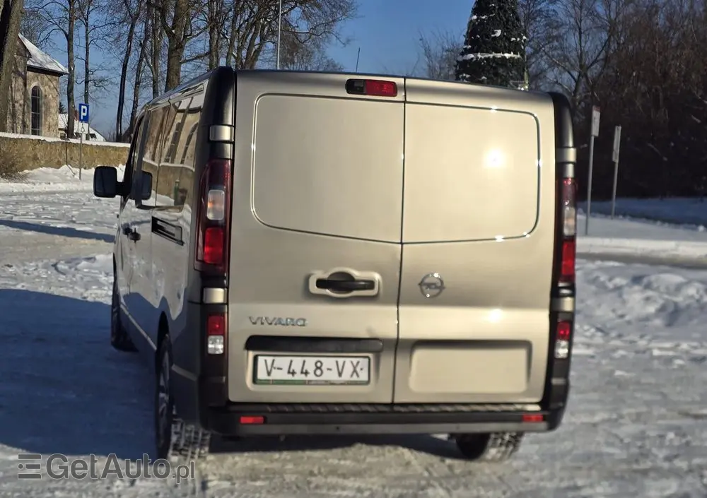 OPEL Vivaro 