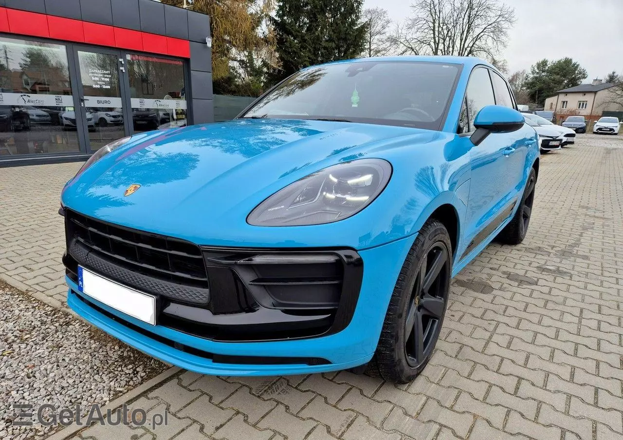 PORSCHE Macan Standard